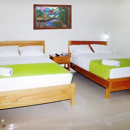 Del Castillo Plaza Hotel Pucallpa Esterno foto