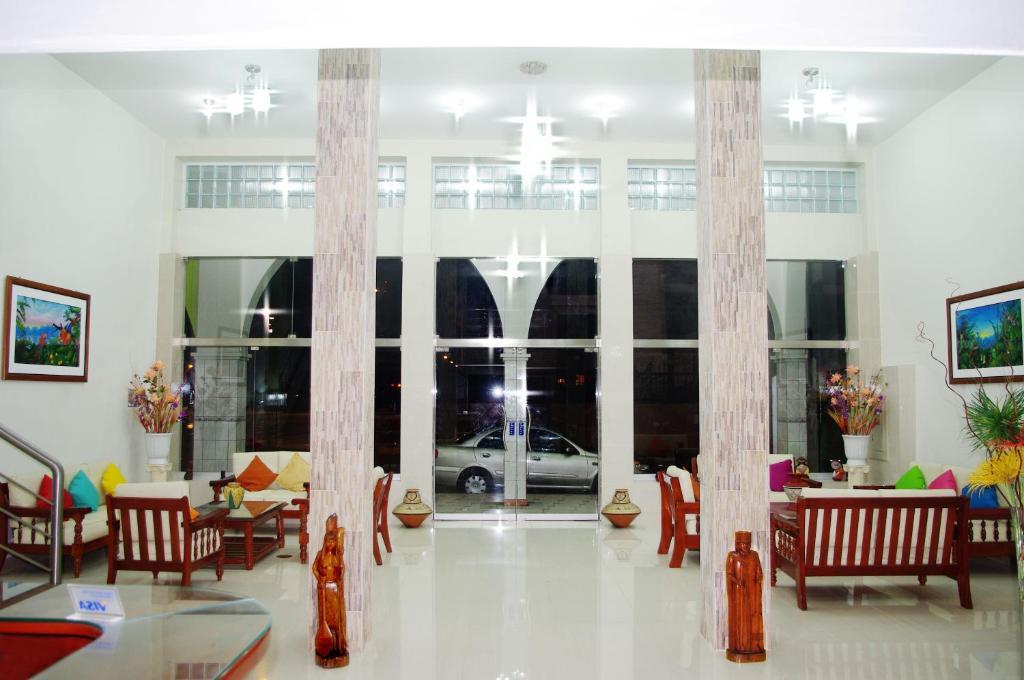 Del Castillo Plaza Hotel Pucallpa Esterno foto